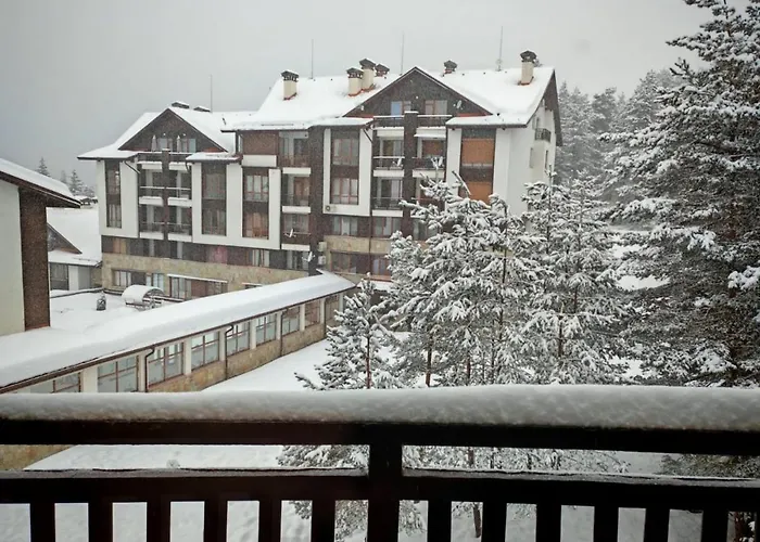 Mountain View Hills A60 *